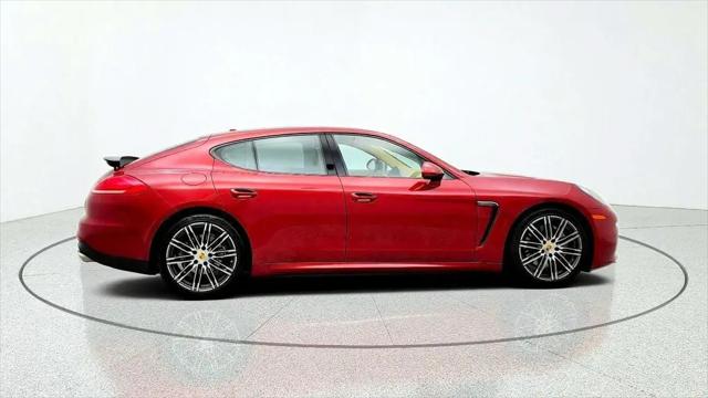 2016 Porsche Panamera 4