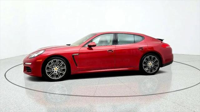 2016 Porsche Panamera 4