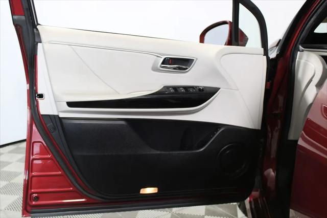 2017 Toyota Mirai Base