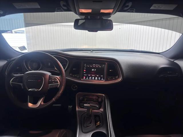 2016 Dodge Challenger SXT Plus