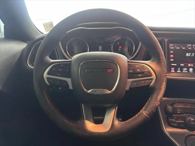 2016 Dodge Challenger SXT Plus