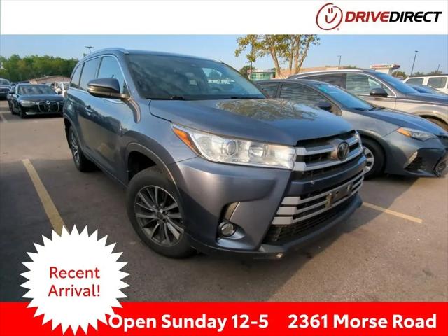 2019 Toyota Highlander SE for sale in Columbus, OH