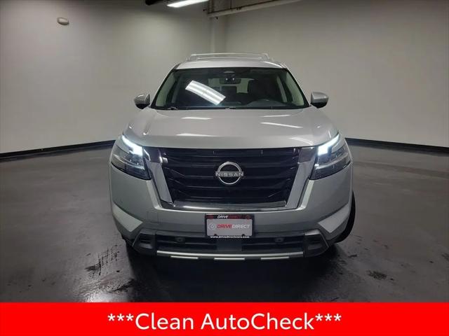 2023 Nissan Pathfinder SL FWD