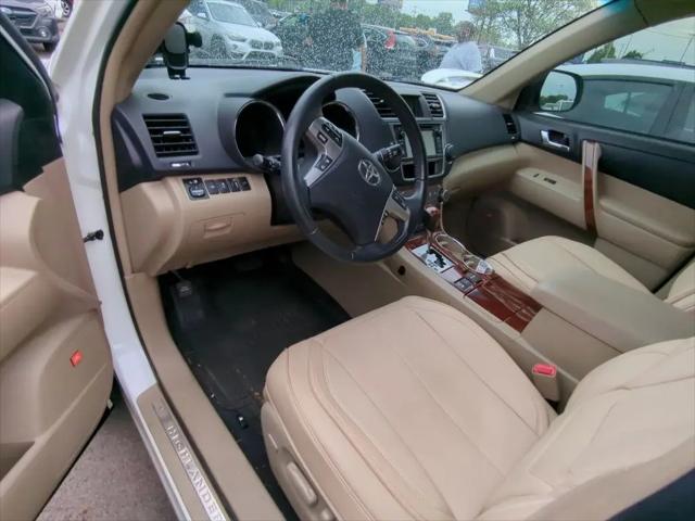 2013 Toyota Highlander Limited V6