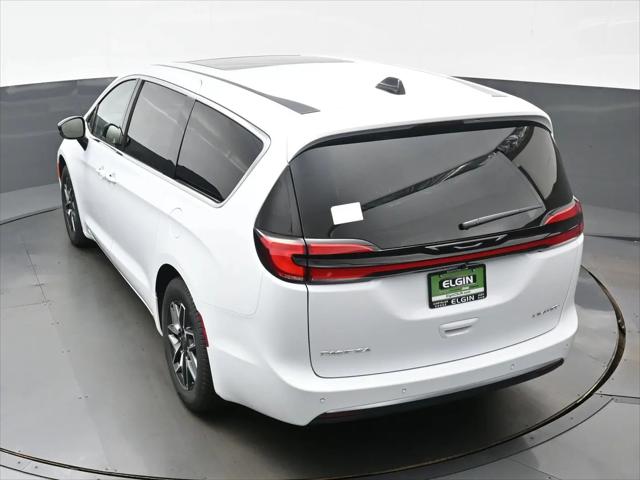 2027 Chrysler Pacifica Limited