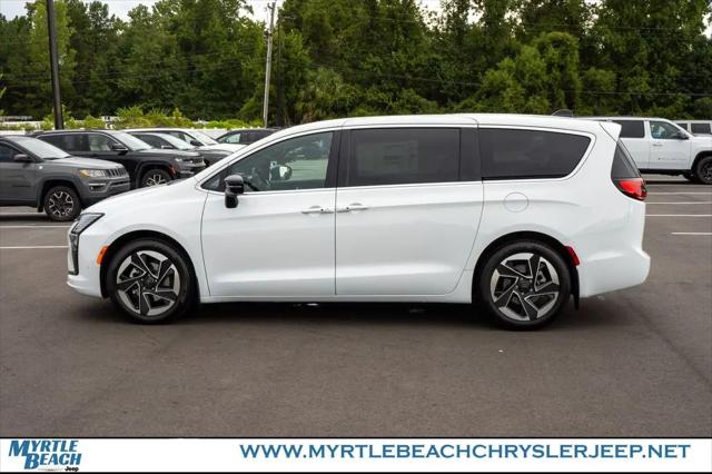2027 Chrysler Pacifica Limited