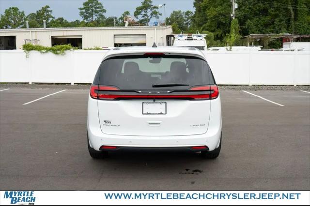 2027 Chrysler Pacifica Limited