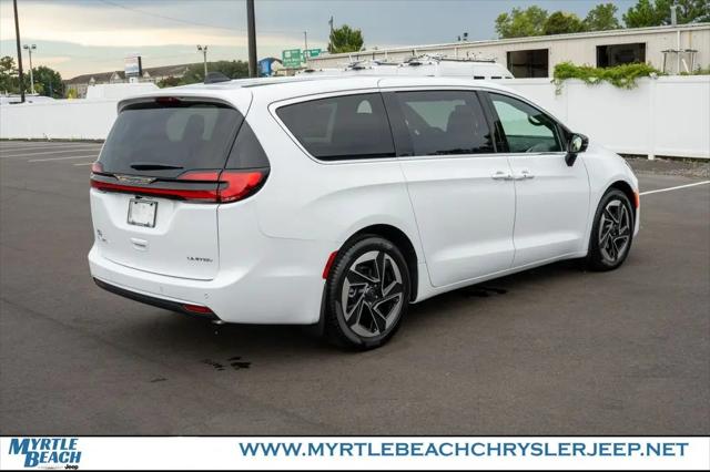 2027 Chrysler Pacifica Limited