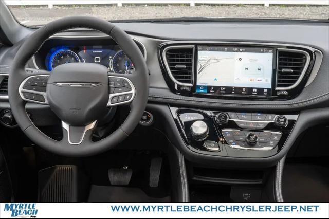 2027 Chrysler Pacifica Limited