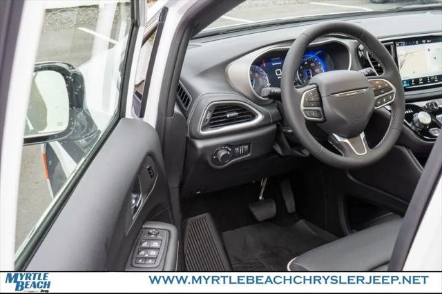 2027 Chrysler Pacifica Limited