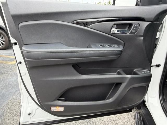 2021 Honda Pilot 2WD Touring 8 Passenger