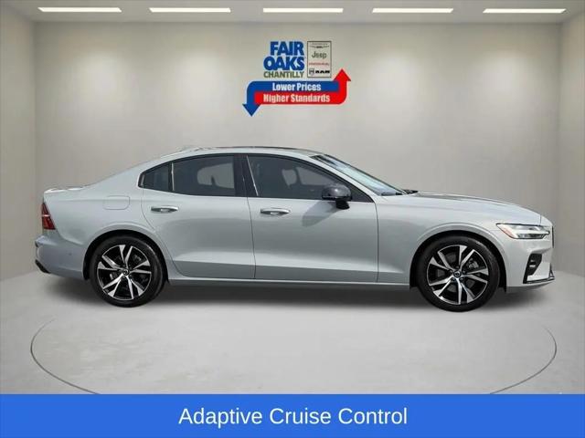 2025 Volvo S60 B5 Plus
