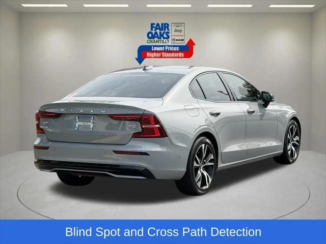 2025 Volvo S60 B5 Plus