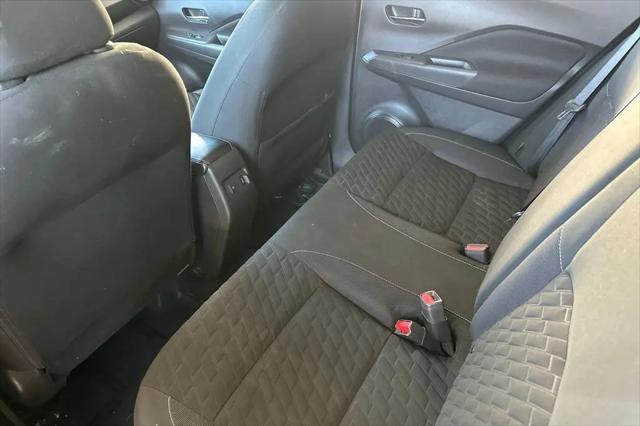 2021 Nissan Kicks SV Xtronic CVT