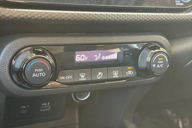 2021 Nissan Kicks SV Xtronic CVT