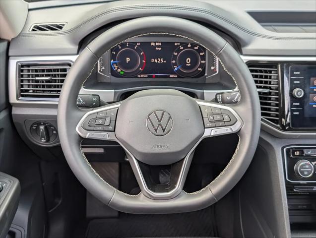 2023 Volkswagen Atlas 2.0T SE w/Technology