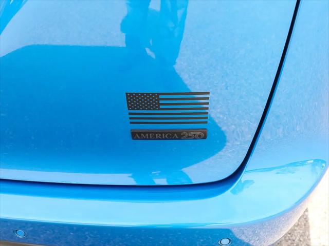 2027 Chrysler Pacifica Select AWD