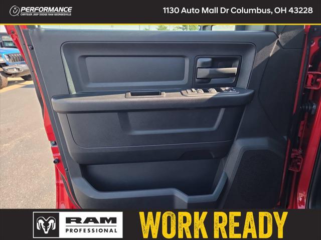 2026 RAM 2500 Black Express Crew Cab 4x4 64 Box
