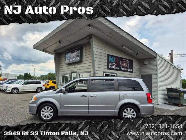 2014 Chrysler Town & Country Touring for sale in TInton falls, NJ