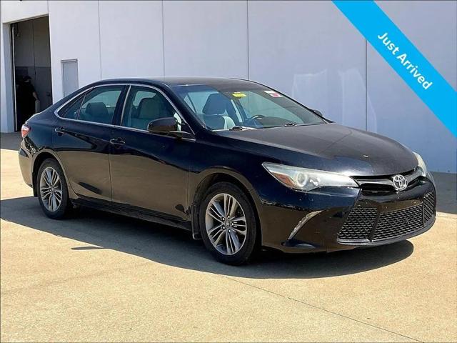 2016 Toyota Camry SE for sale in Marion, IL