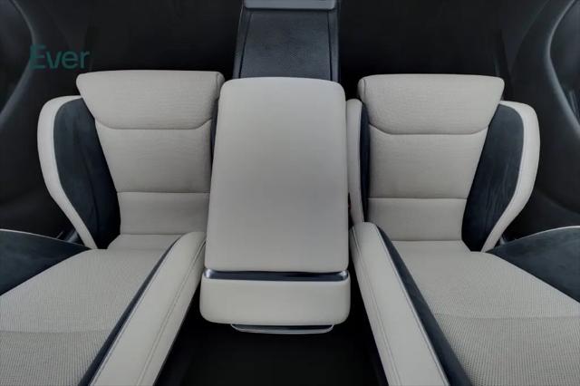 2026 Tesla Model S Plaid