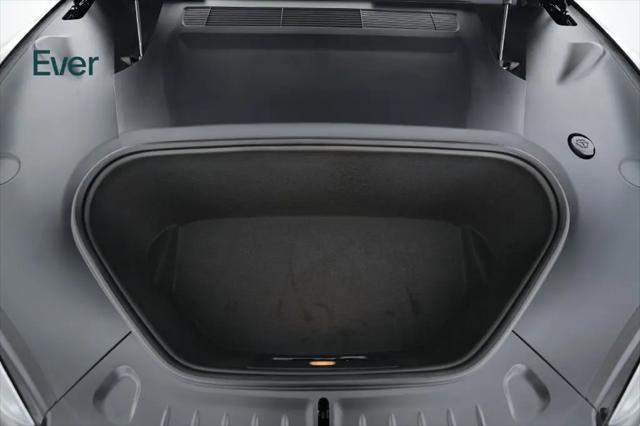 2026 Tesla Model S Plaid