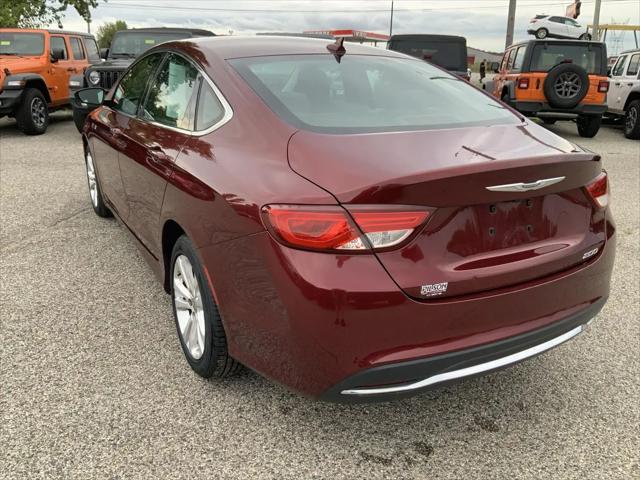 2016 Chrysler 200 Limited