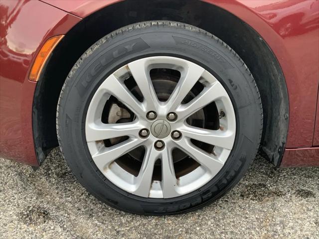 2016 Chrysler 200 Limited