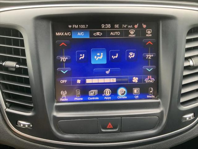 2016 Chrysler 200 Limited