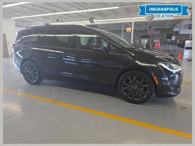 2019 Chrysler Pacifica Limited for sale in Indianapolis, IN