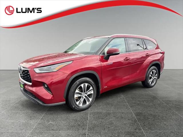 2021 Toyota Highlander Hybrid XLE for sale in Warrenton, OR