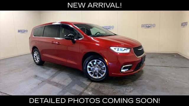 2026 Chrysler Pacifica Select AWD for sale in Schenectady, NY