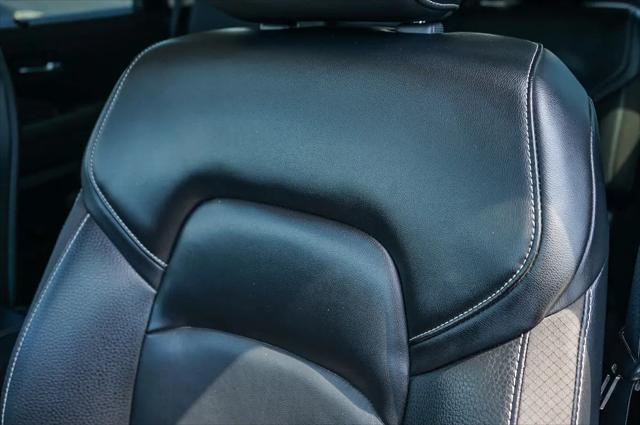 2023 Nissan Pathfinder SL FWD