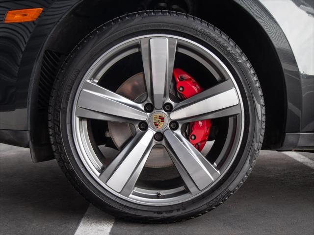 2024 Porsche Macan S