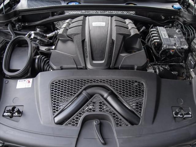 2024 Porsche Macan S