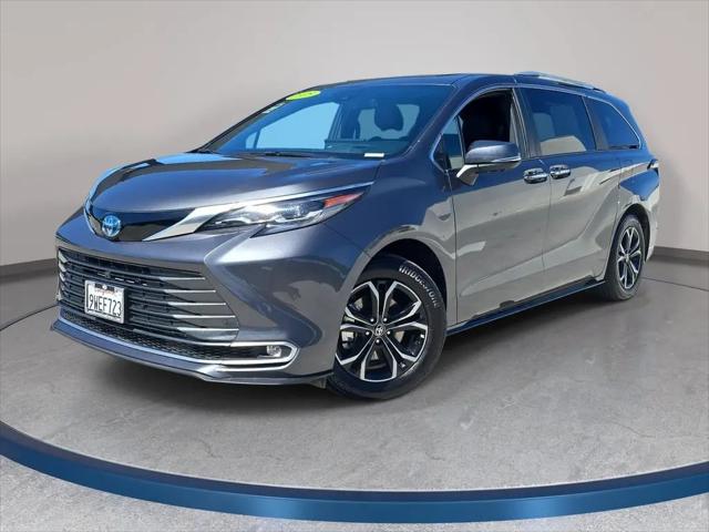 2025 Toyota Sienna Platinum for sale in San Diego, CA