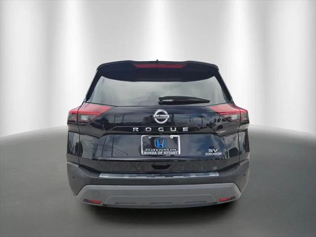 2021 Nissan Rogue SV FWD