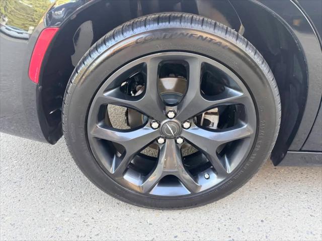 2023 Chrysler 300 Touring L