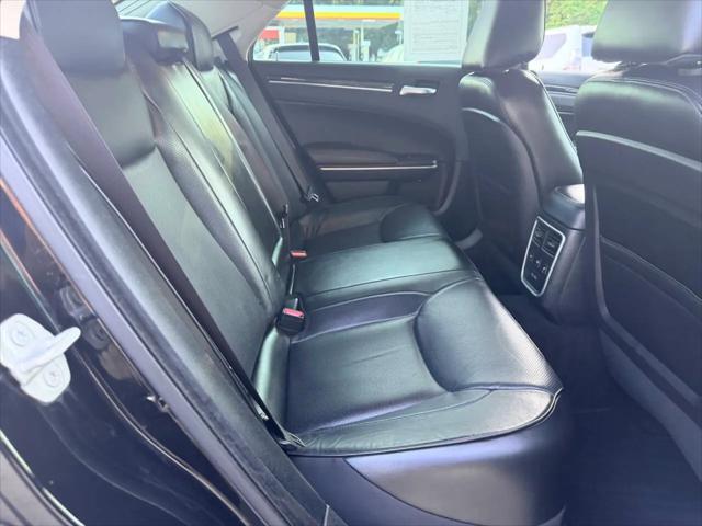 2023 Chrysler 300 Touring L