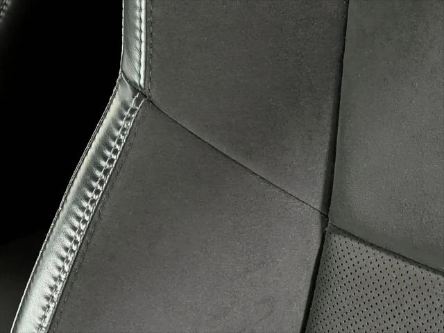 2016 Dodge Challenger 392 Hemi Scat Pack Shaker