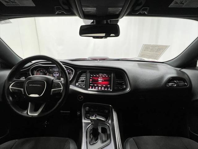 2016 Dodge Challenger 392 Hemi Scat Pack Shaker