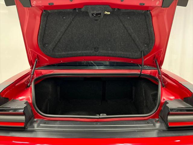 2016 Dodge Challenger 392 Hemi Scat Pack Shaker