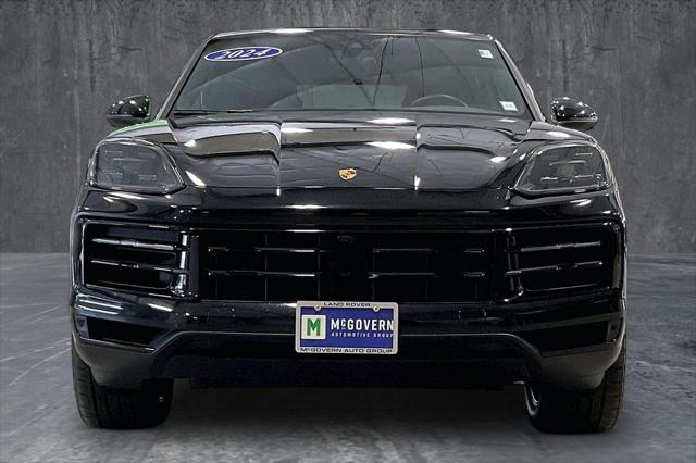 2024 Porsche Cayenne Base