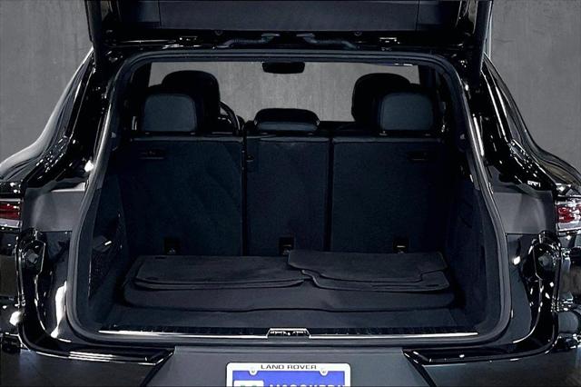 2024 Porsche Cayenne Base