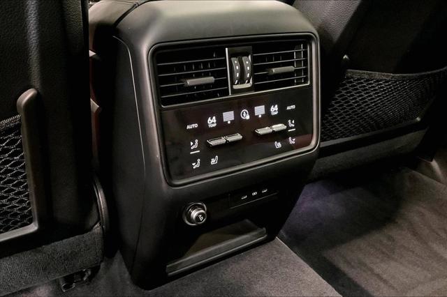 2024 Porsche Cayenne Base