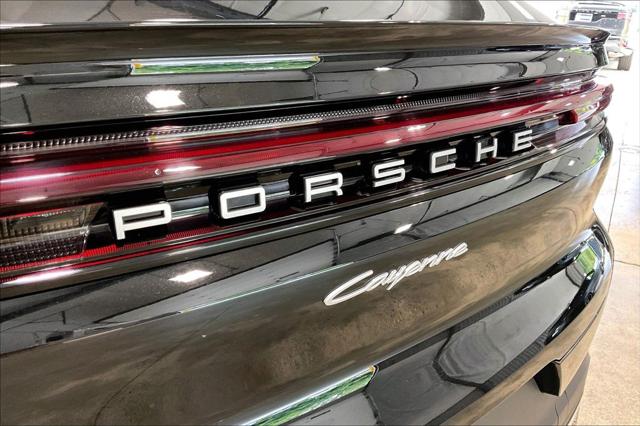 2024 Porsche Cayenne Base