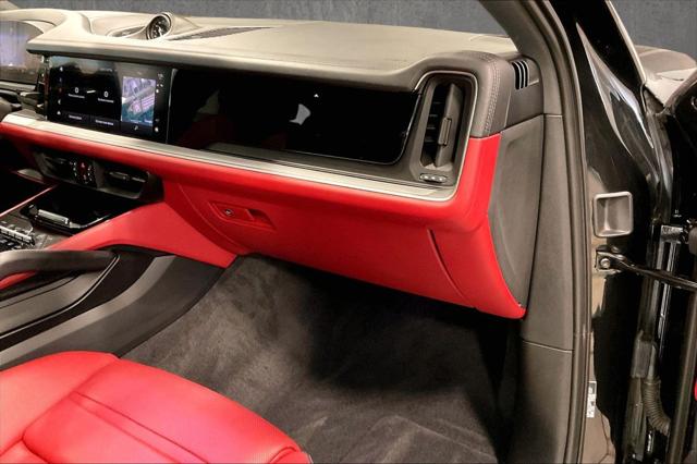 2024 Porsche Cayenne Base