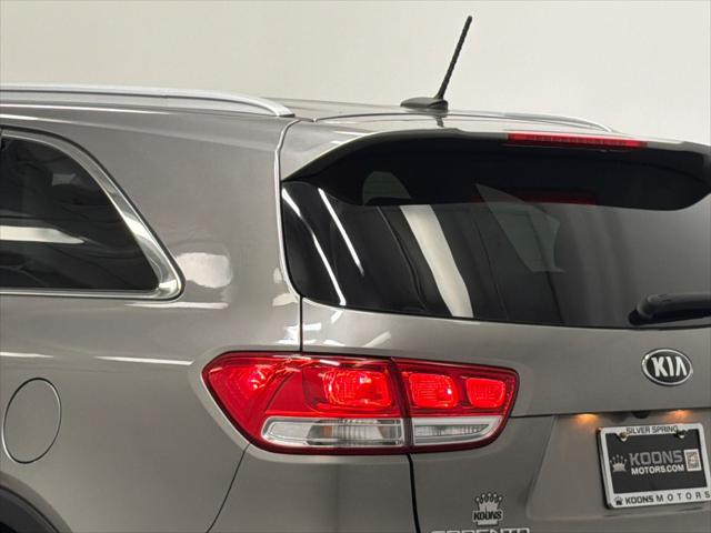 2016 Kia Sorento 3.3L LX