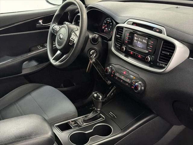 2016 Kia Sorento 3.3L LX