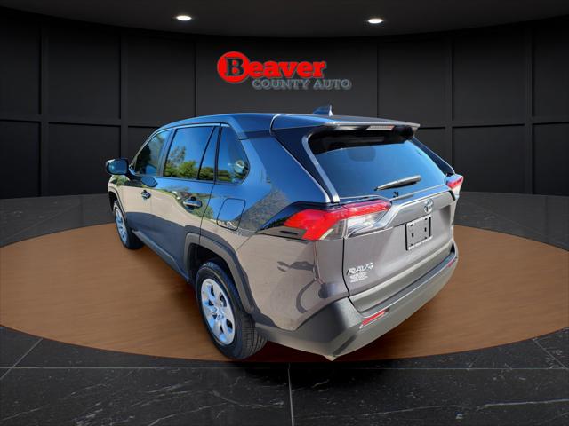 2025 Toyota RAV4 LE 2025 Toyota RAV4 LE